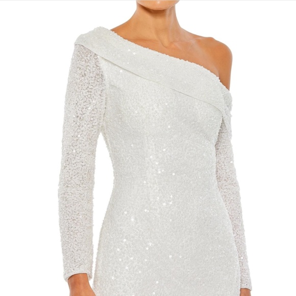NWT $498 Mac‎ Duggal [ 4 ] Sequined Drop Shoulder Long Sleeve Gown in White - Picture 2 of 14